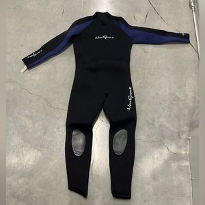 Neosport L 7.5mm wetsuit full body